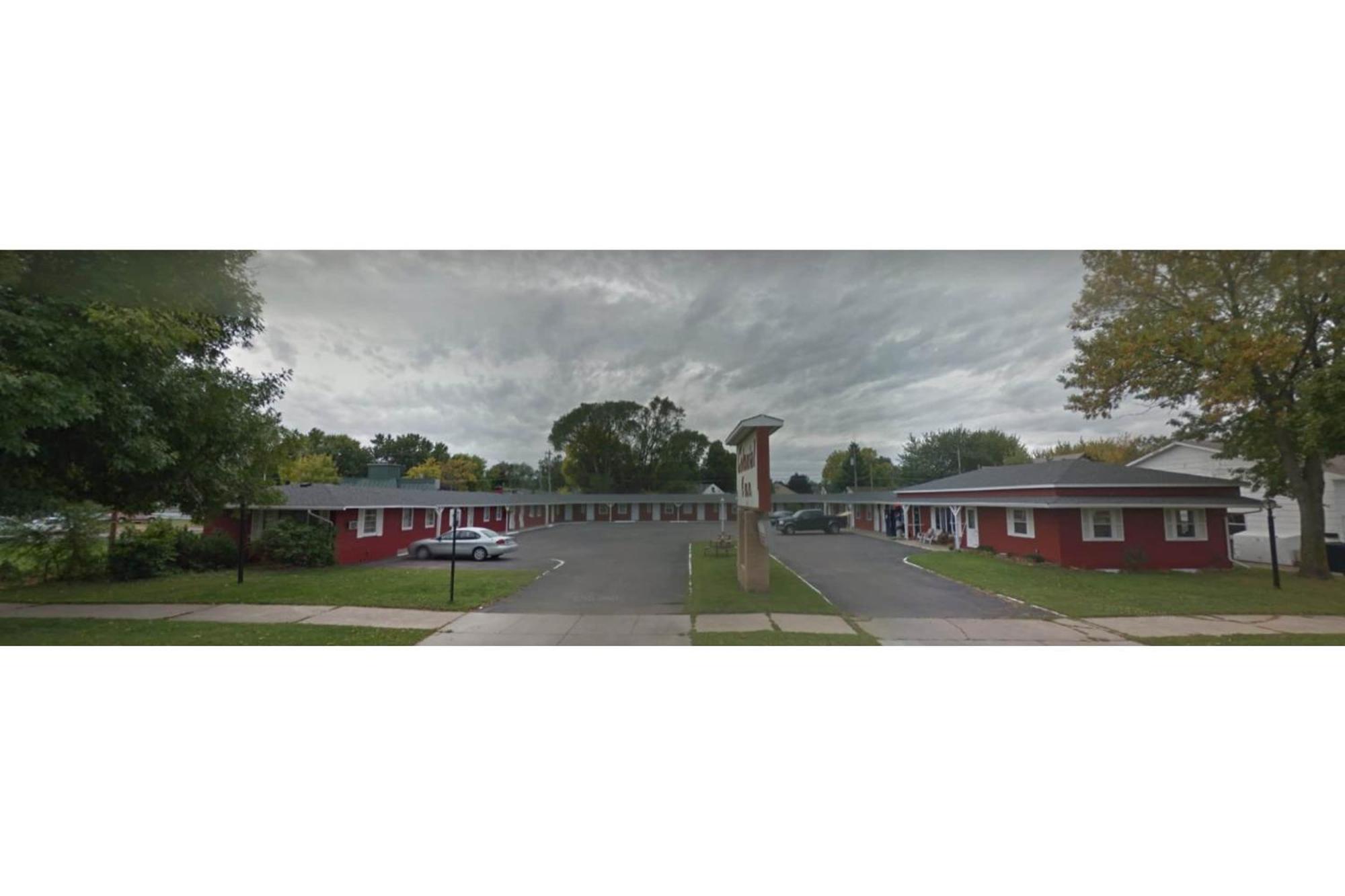 Colonial Inn Extended Stay By Oyo New Ulm Exterior photo